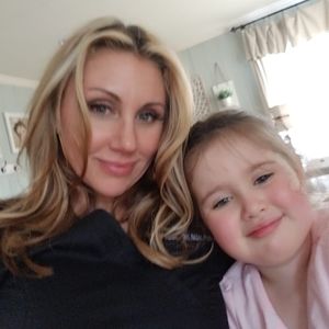 Meet your Posher, Nikki